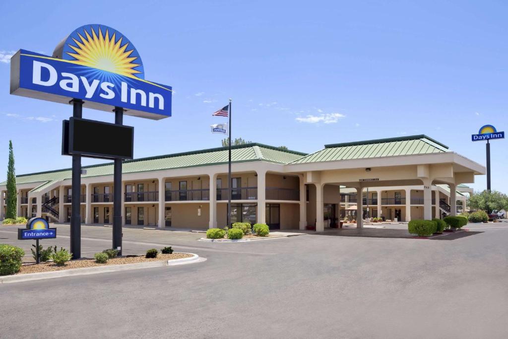 Days Inn by Wyndham Las Cruces Main image 1